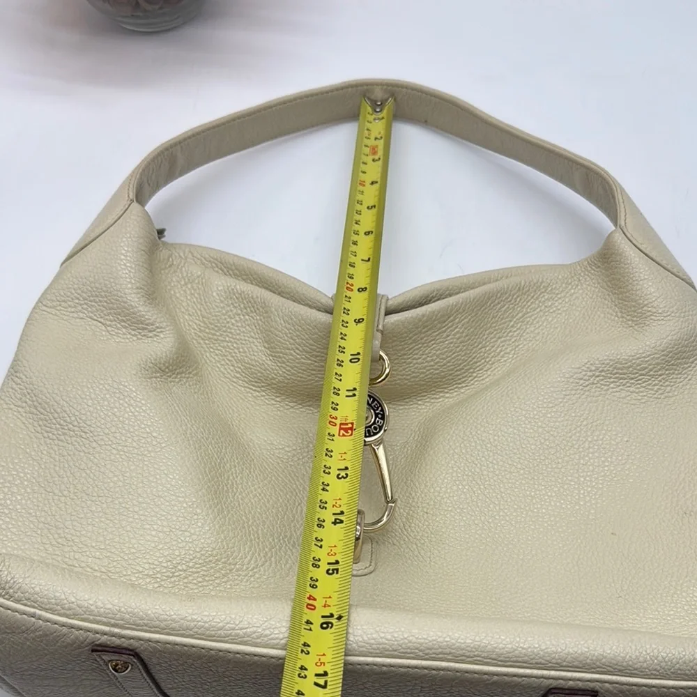 Dooney & Bourke Vintage Elegant Cream Leather Women's Hobo Bag DB7882
